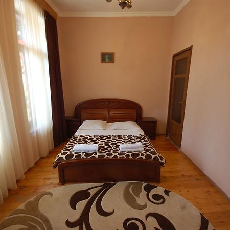 Lelis Guest House Signagi Exterior foto