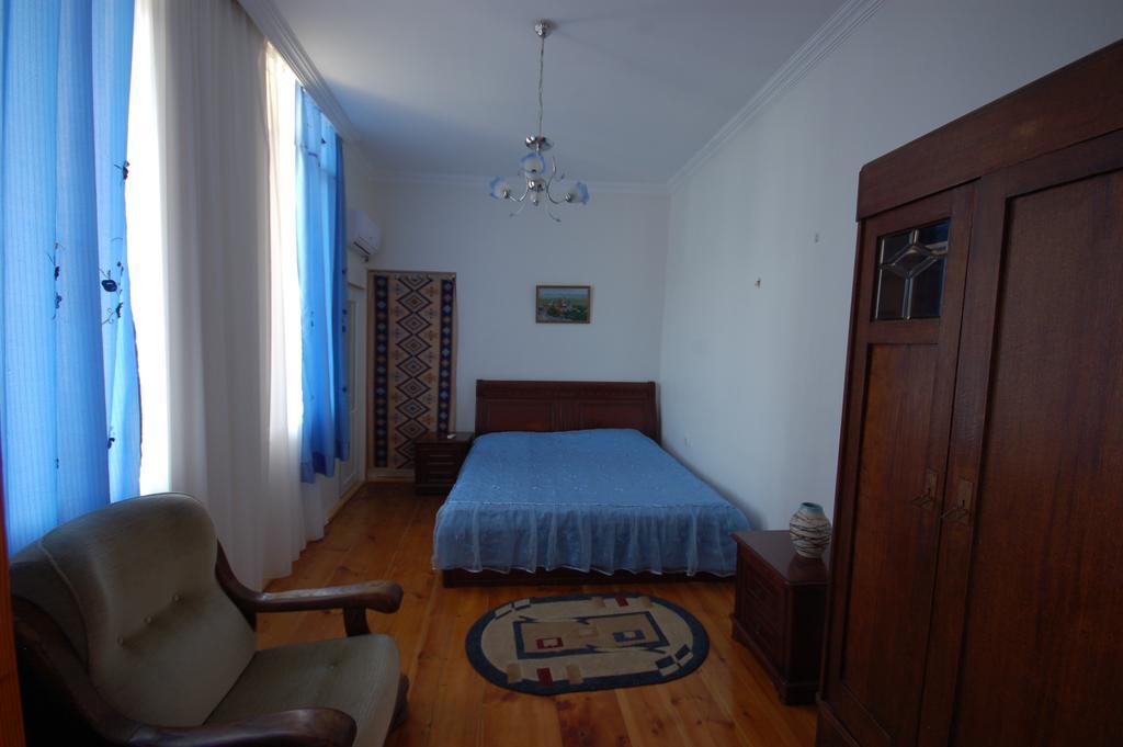 Lelis Guest House Signagi Exterior foto